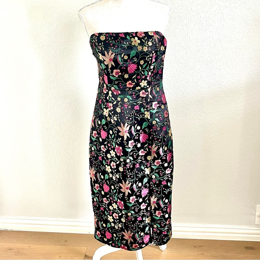 🔥Lulu's Black Floral Festive Metallic Strapless Dress🔥